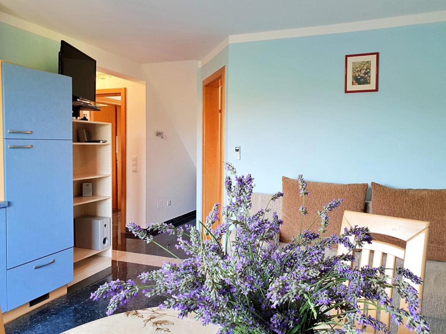 Apartments Vodopija Солине Экстерьер фото