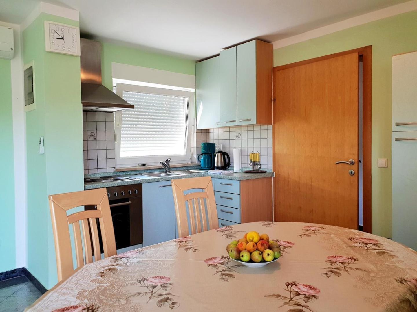 Apartments Vodopija Солине Экстерьер фото